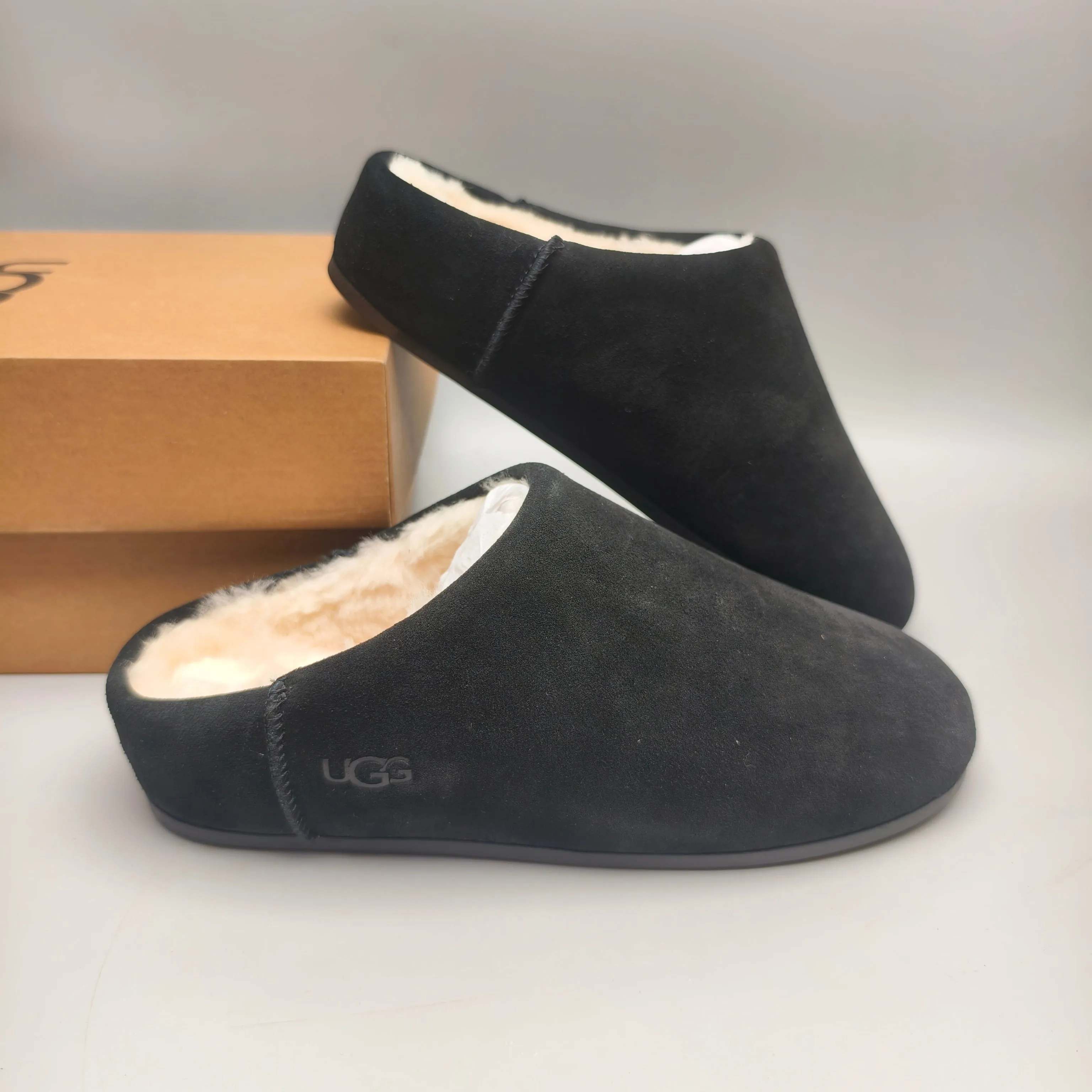 💰440 UGG sheepskin all-in-one snow boots 1390 home slip-on casual shoes Color: Maroon Black Sand Green Matching Size: 35-40